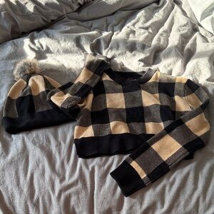 Tahari Black and Tan Checkered Women's Sweater